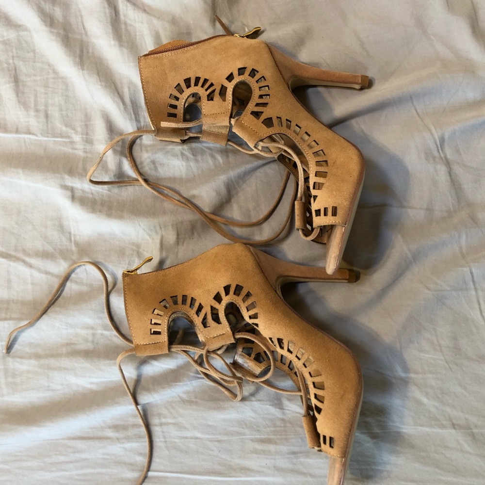 Walk Heels - Picture 2 of 2